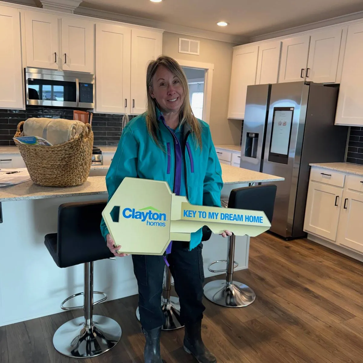 Shayn Nicole M. welcome home image