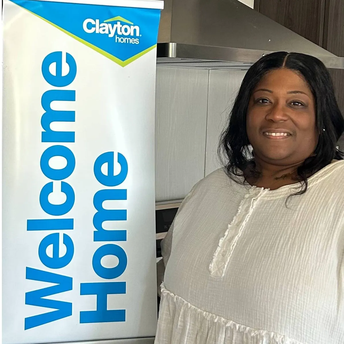 KIMBERLY B. welcome home image