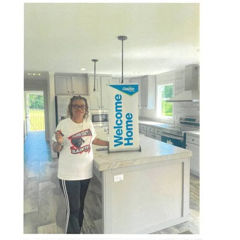 IRIS ELIZABETH L. welcome home image