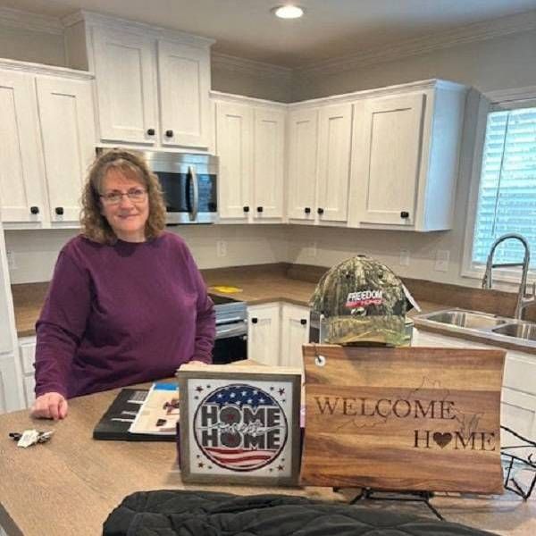 LINDA D. welcome home image