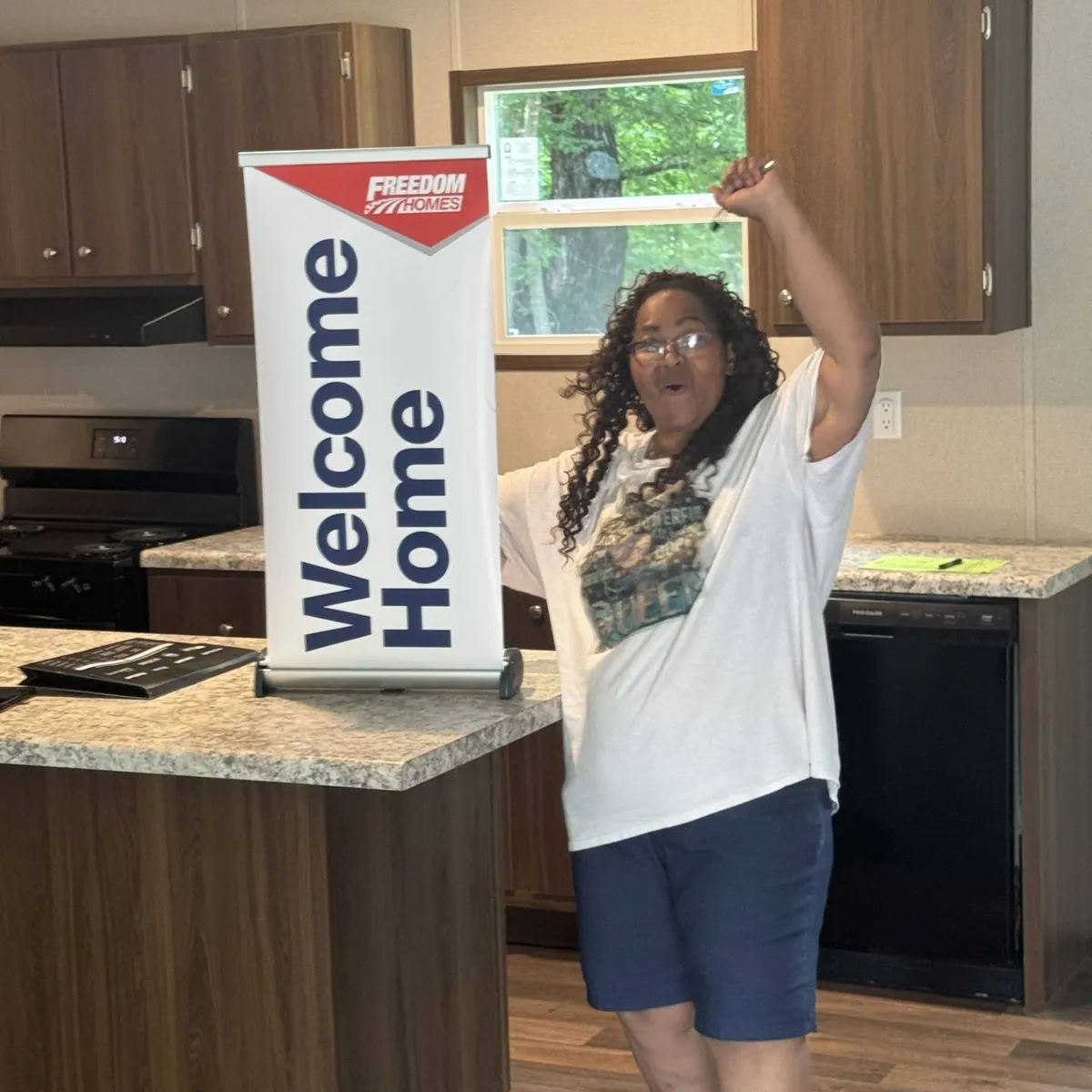 LYNDA A. welcome home image