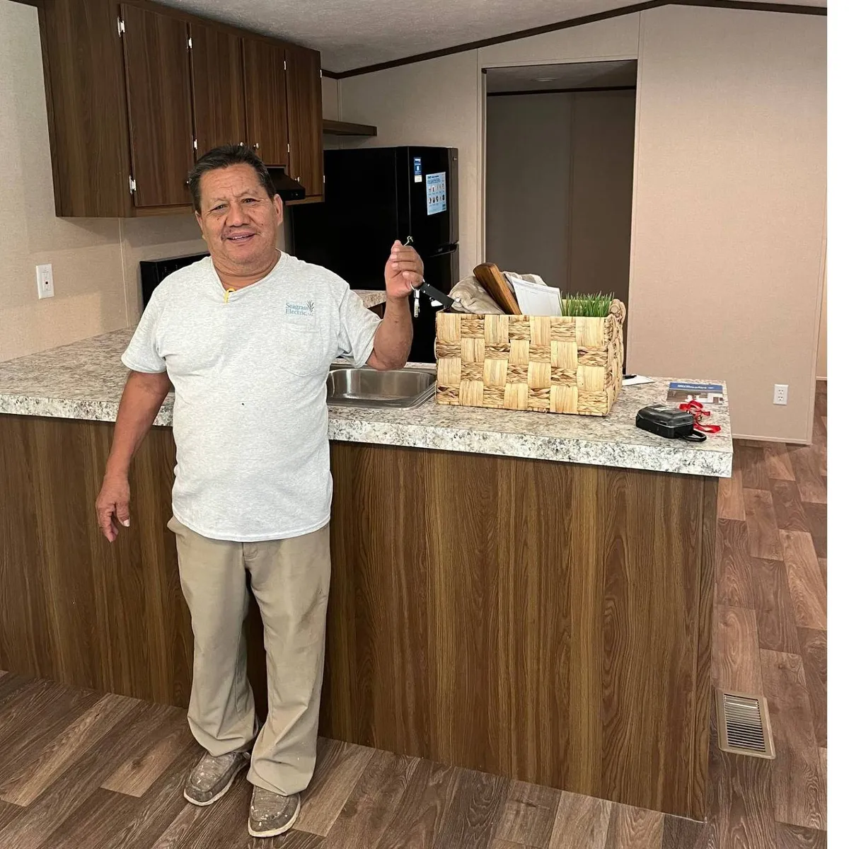 CLARO S. welcome home image