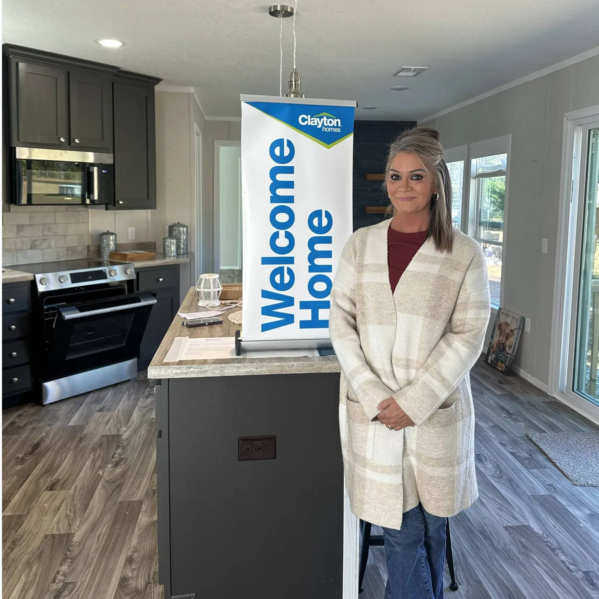 MANUEL G. welcome home image