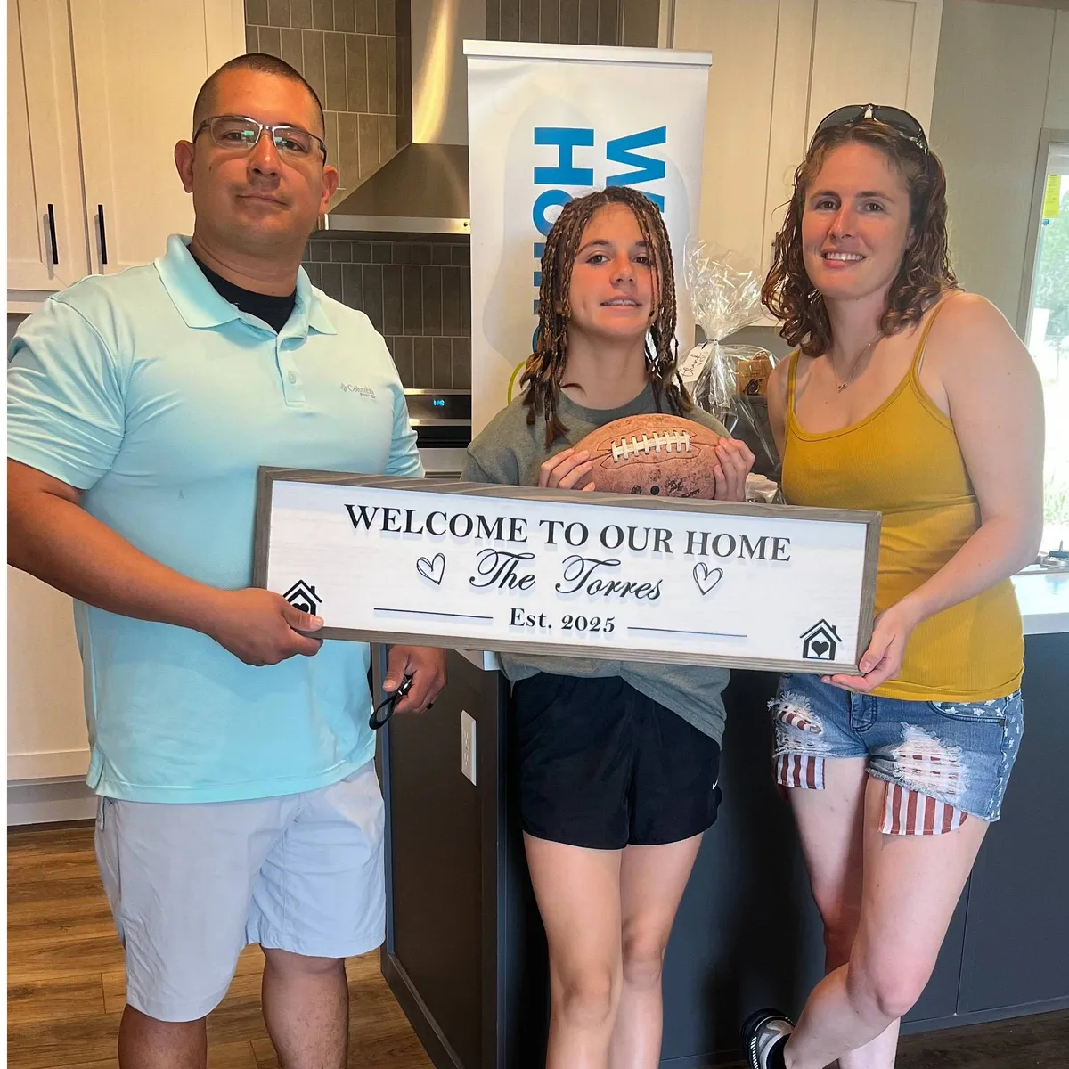 HEIDI T. welcome home image