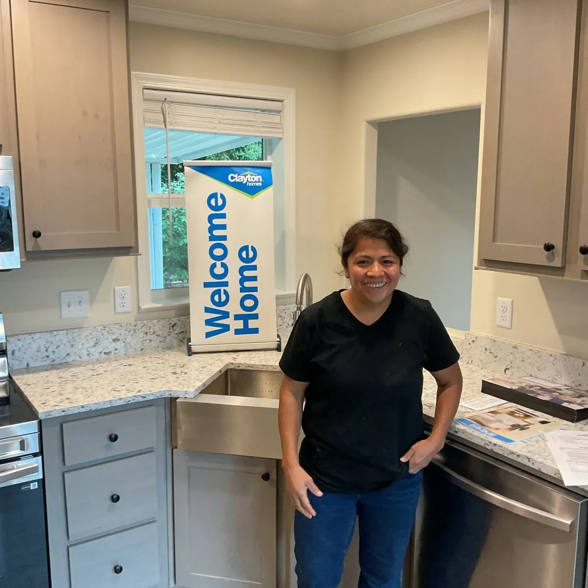Adriana S. welcome home image