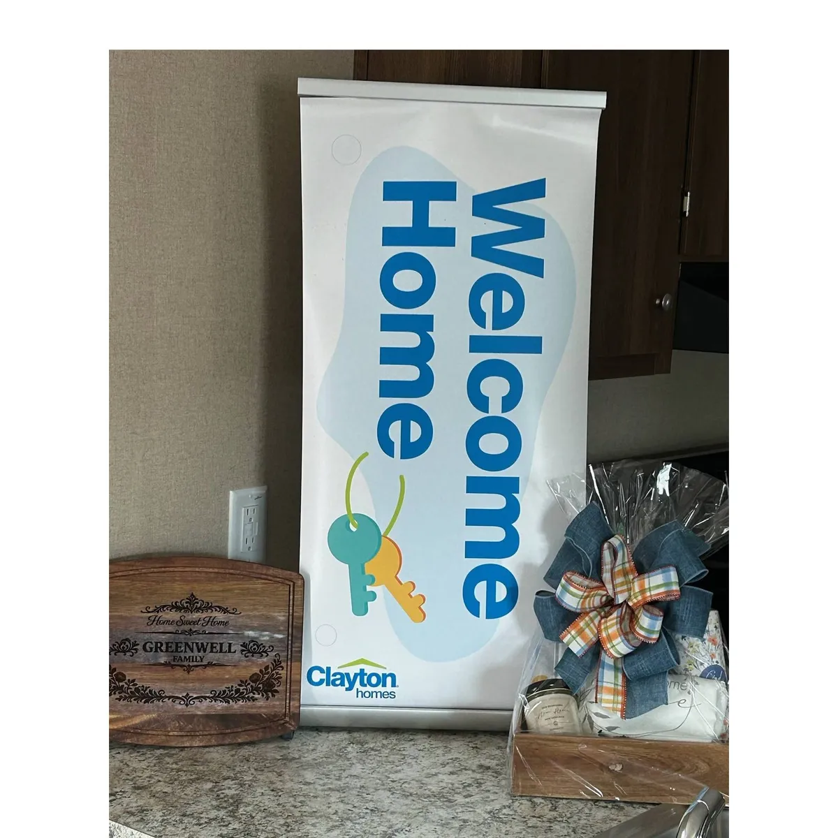 DEBRA G. welcome home image