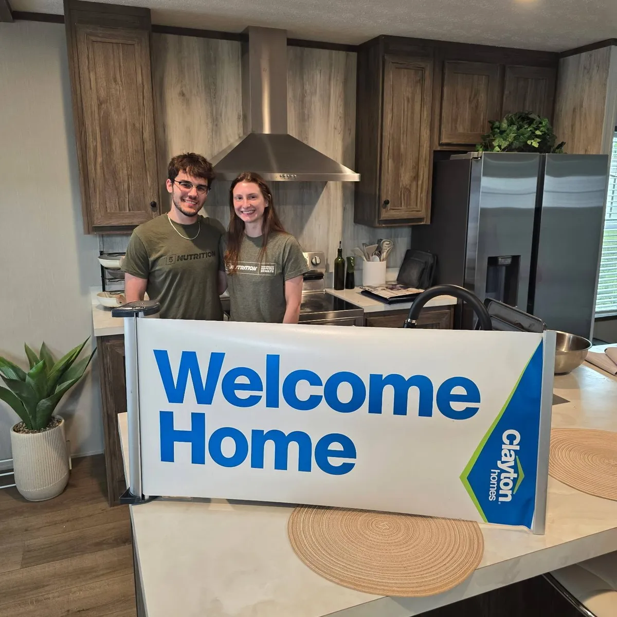 CAMRON M. welcome home image