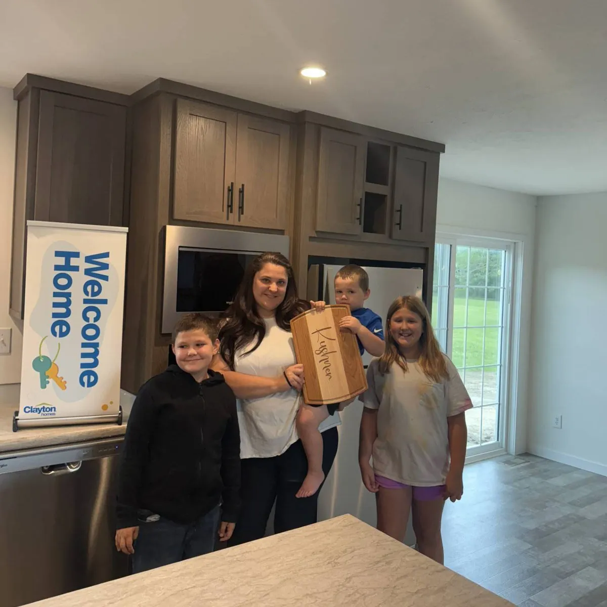 RACHEL MARIE K. welcome home image