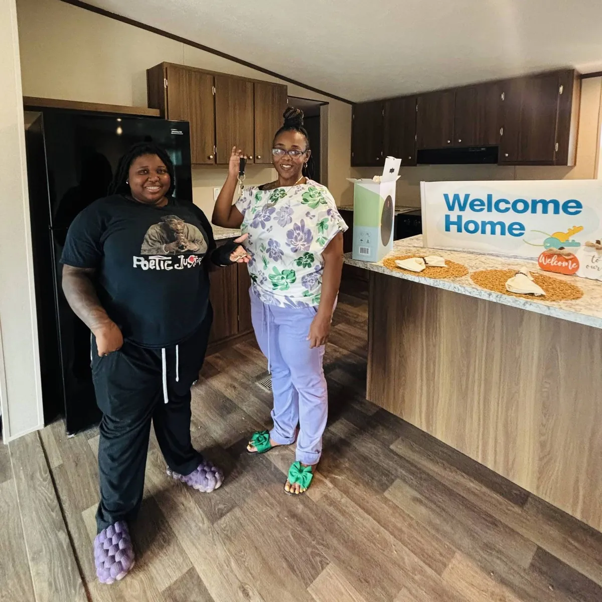 SHENEAKIA R. welcome home image