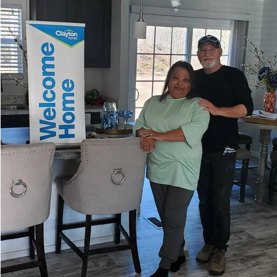 BELINDA L. welcome home image