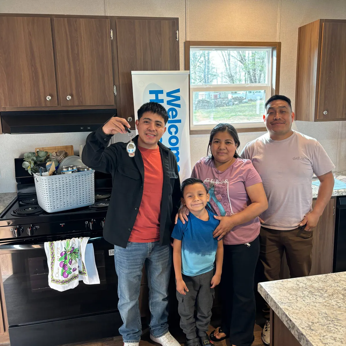 BALDEMAR G. welcome home image