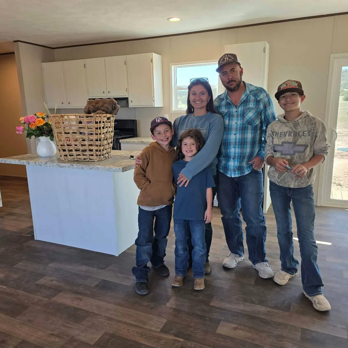 Gavin Scott W. welcome home image