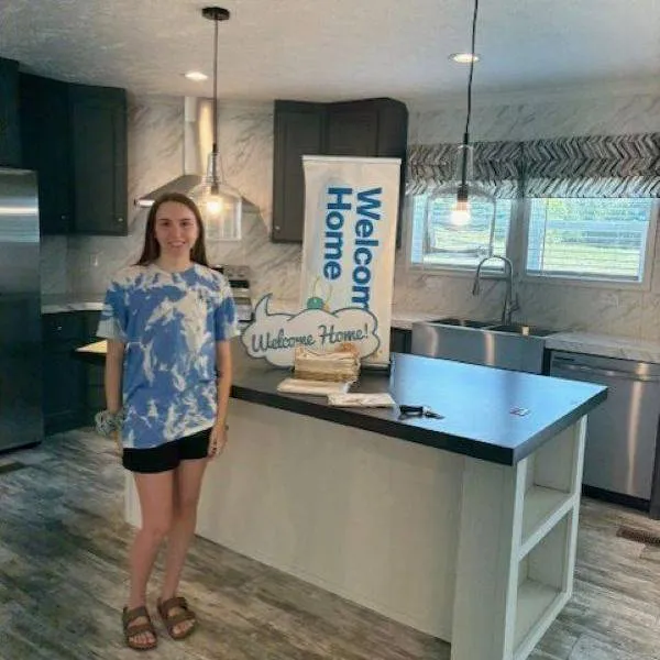 KAYLEE C. welcome home image