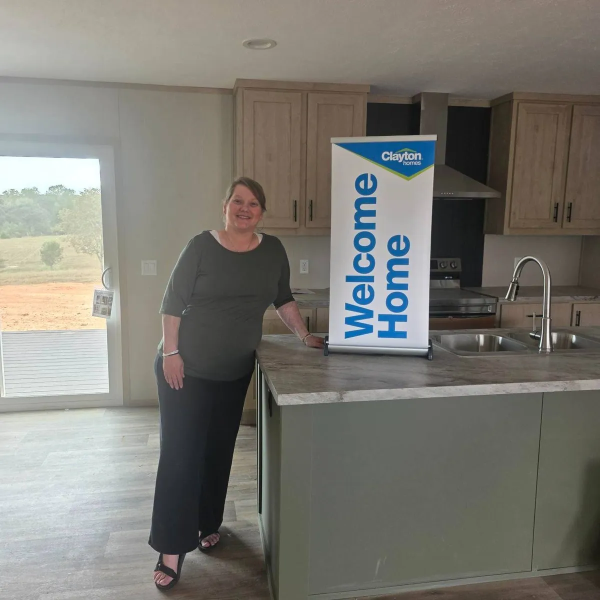 CARRIE J. welcome home image