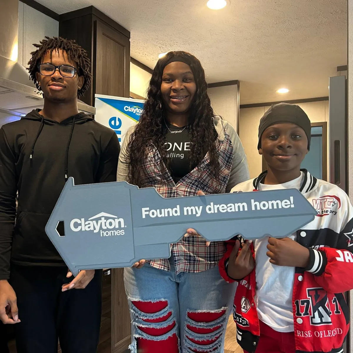 ROSALIND G. welcome home image