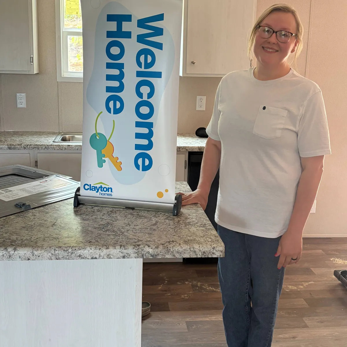 LAUREN A. welcome home image