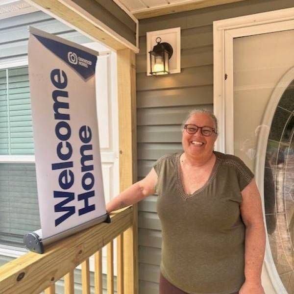 MAUREEN H. welcome home image