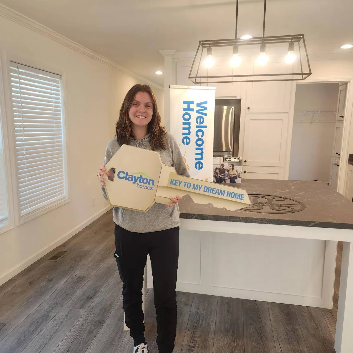 CARLY R. welcome home image
