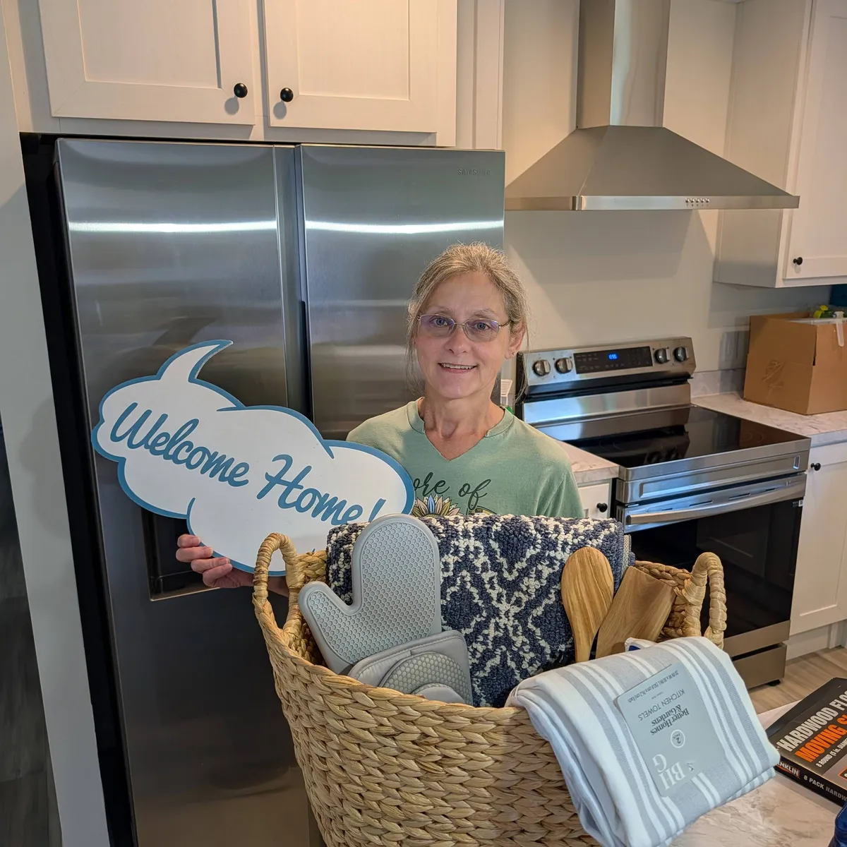 RENEE W. welcome home image