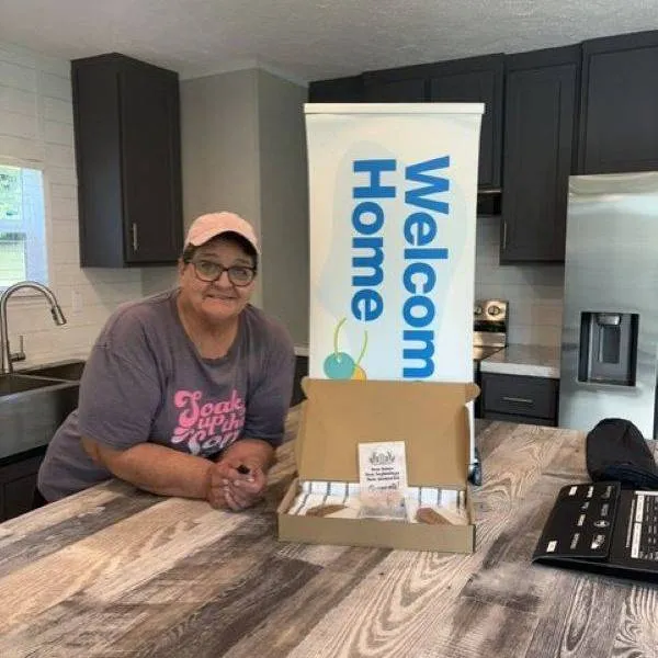 JENNIE S. welcome home image