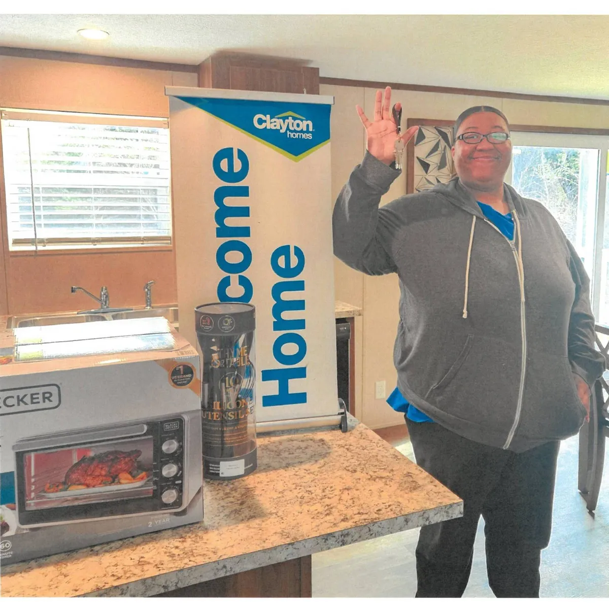 CHRISTIAN L. welcome home image