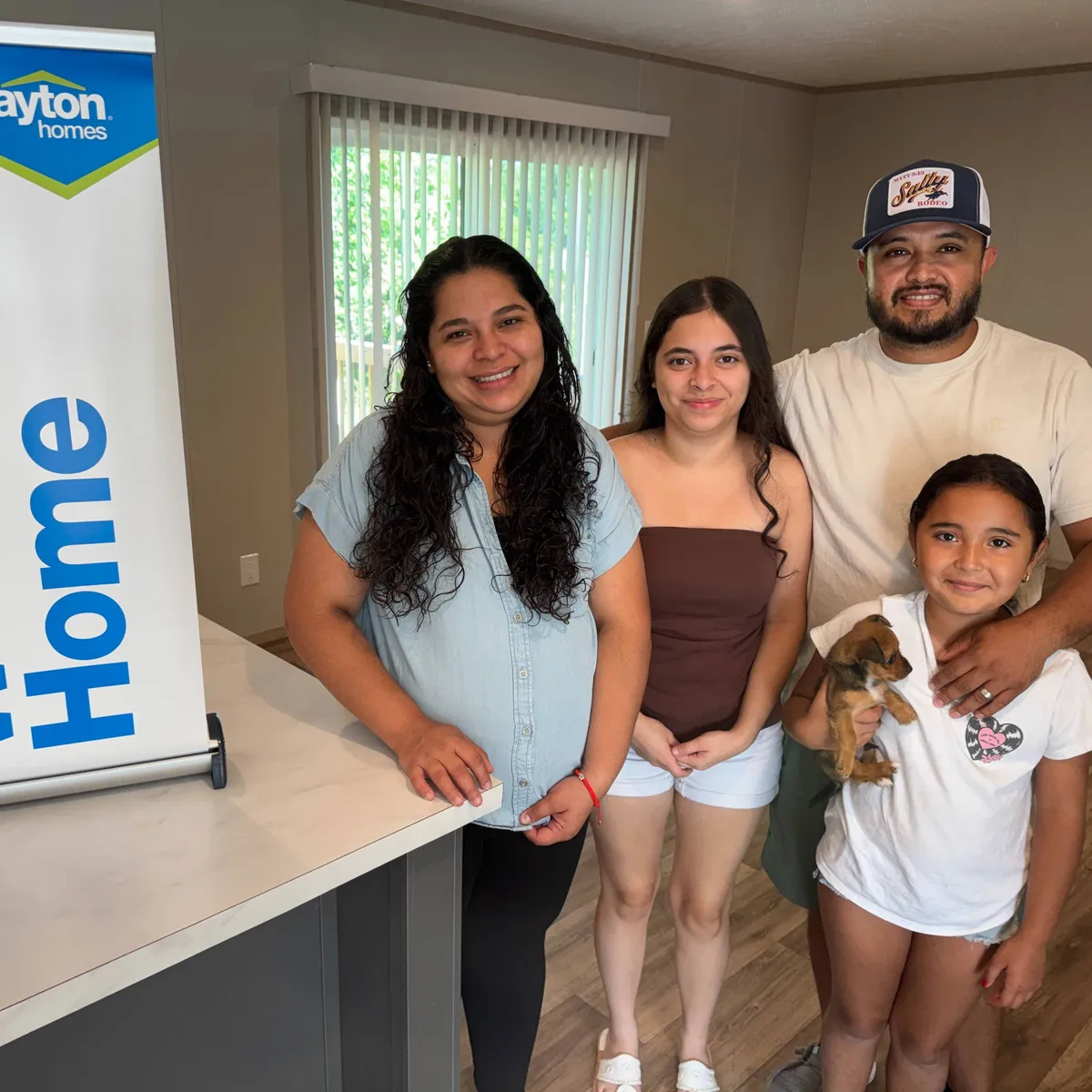 Mariela B. welcome home image