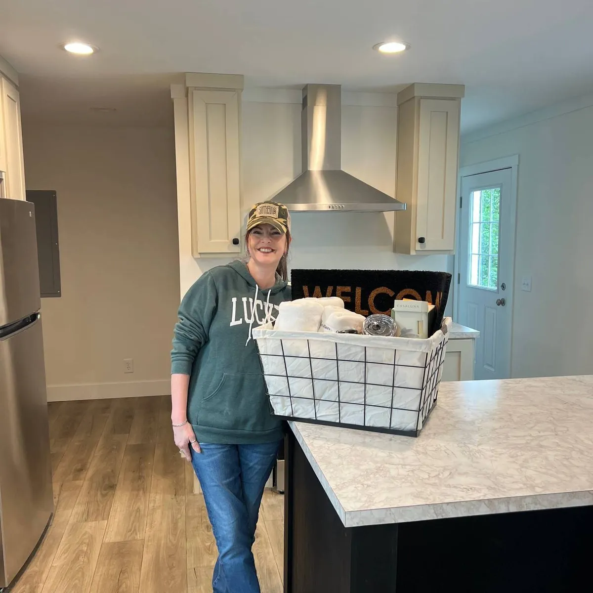 CAROLYNN S. welcome home image