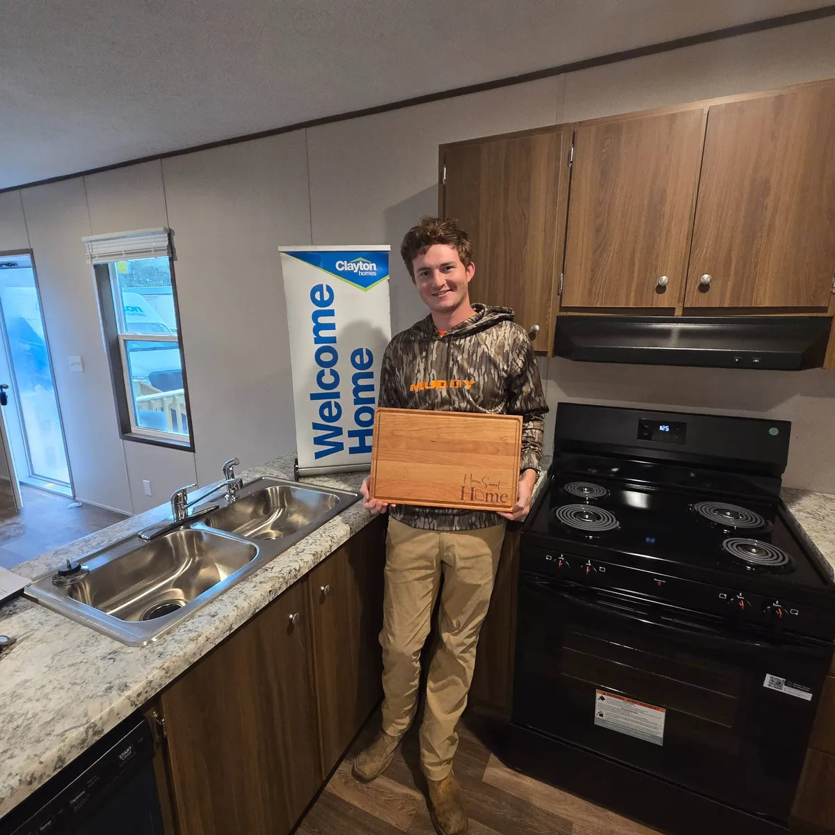 POTEETVILLE I. welcome home image