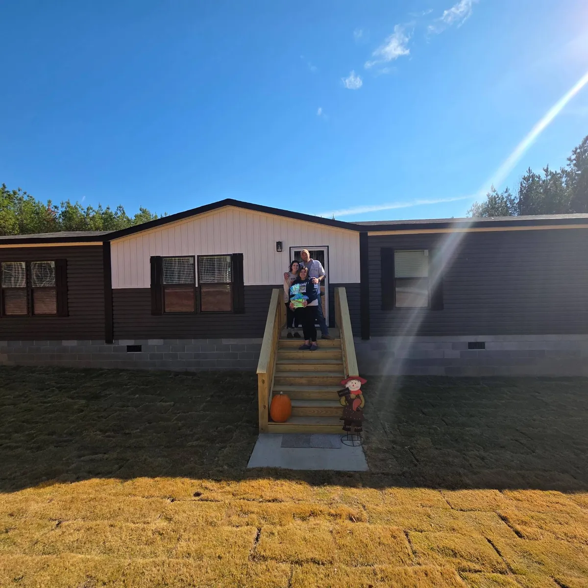 MELISSA CLOW S. welcome home image