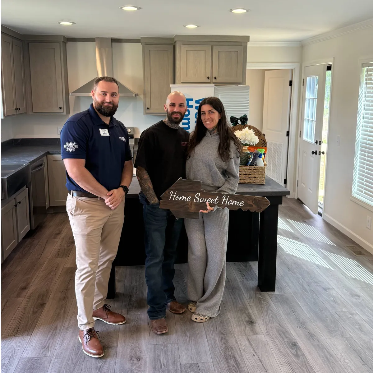 DEBORAH L. welcome home image