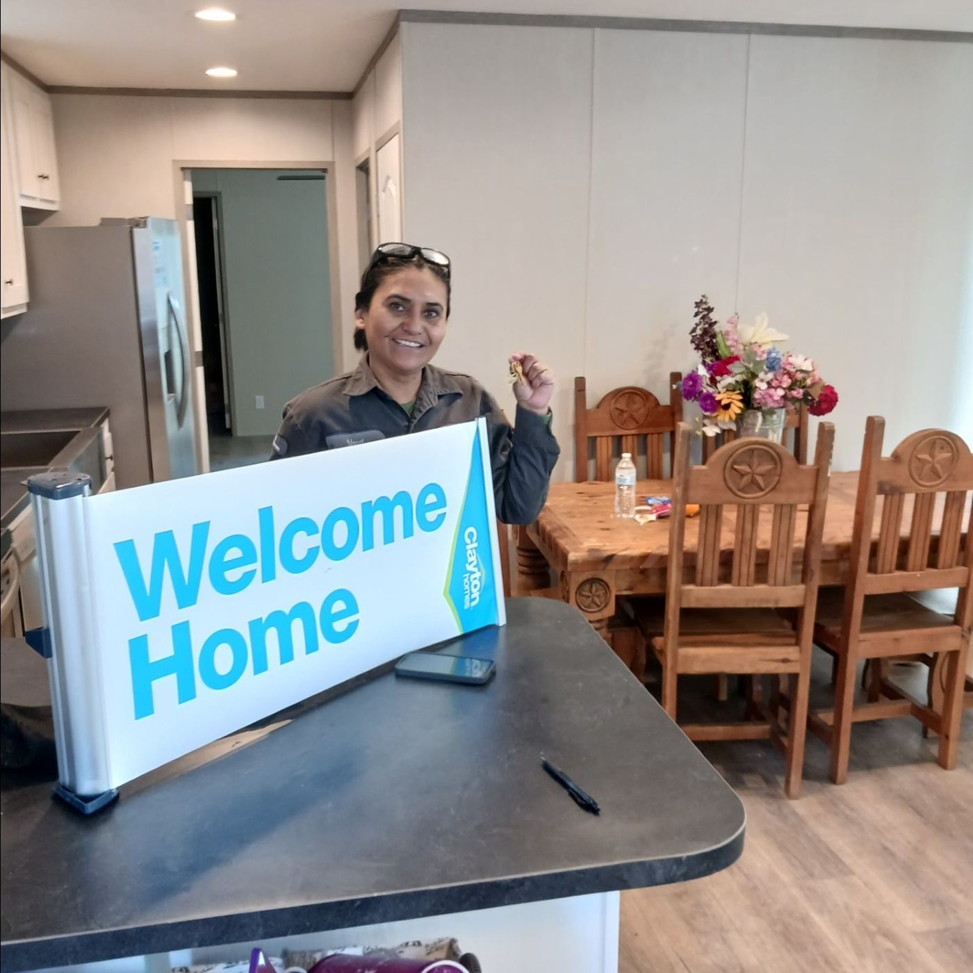 YANET E. welcome home image