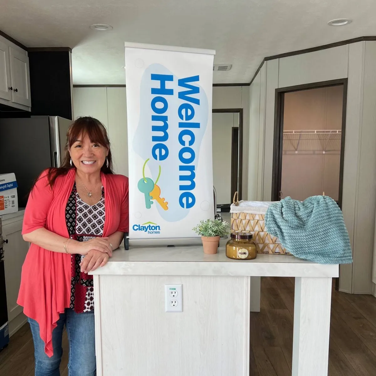MAYUMI F. welcome home image