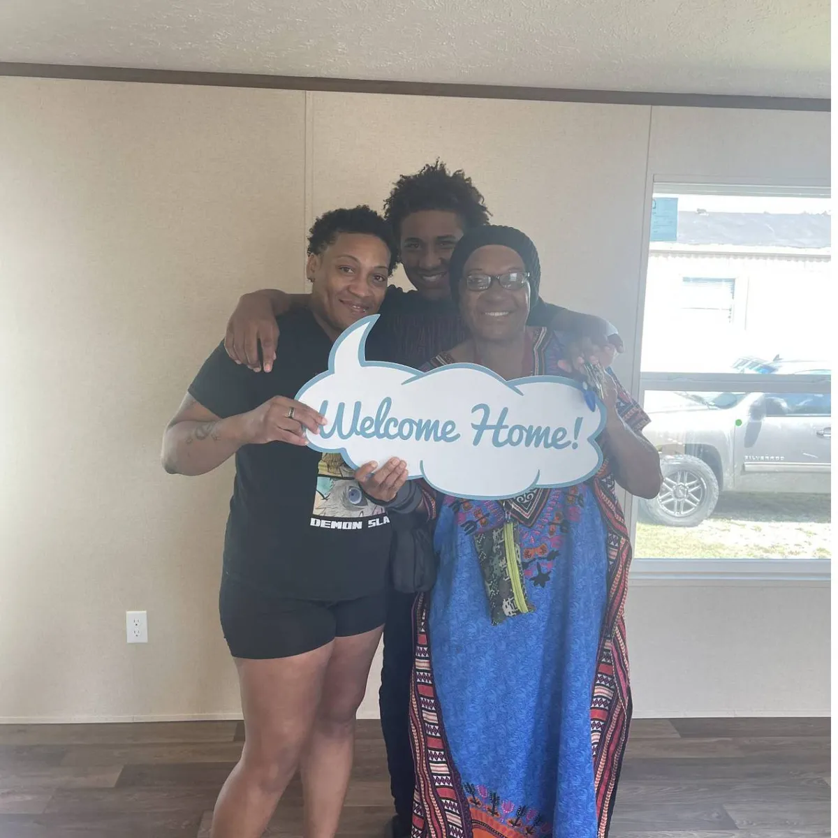 WILLIS B. welcome home image