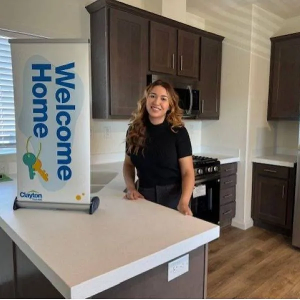 JENNIFER G. welcome home image