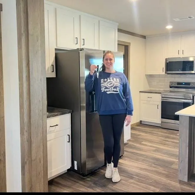 AMBER H. welcome home image