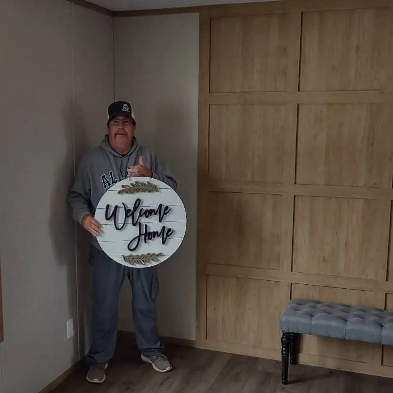 Lonnie S. welcome home image