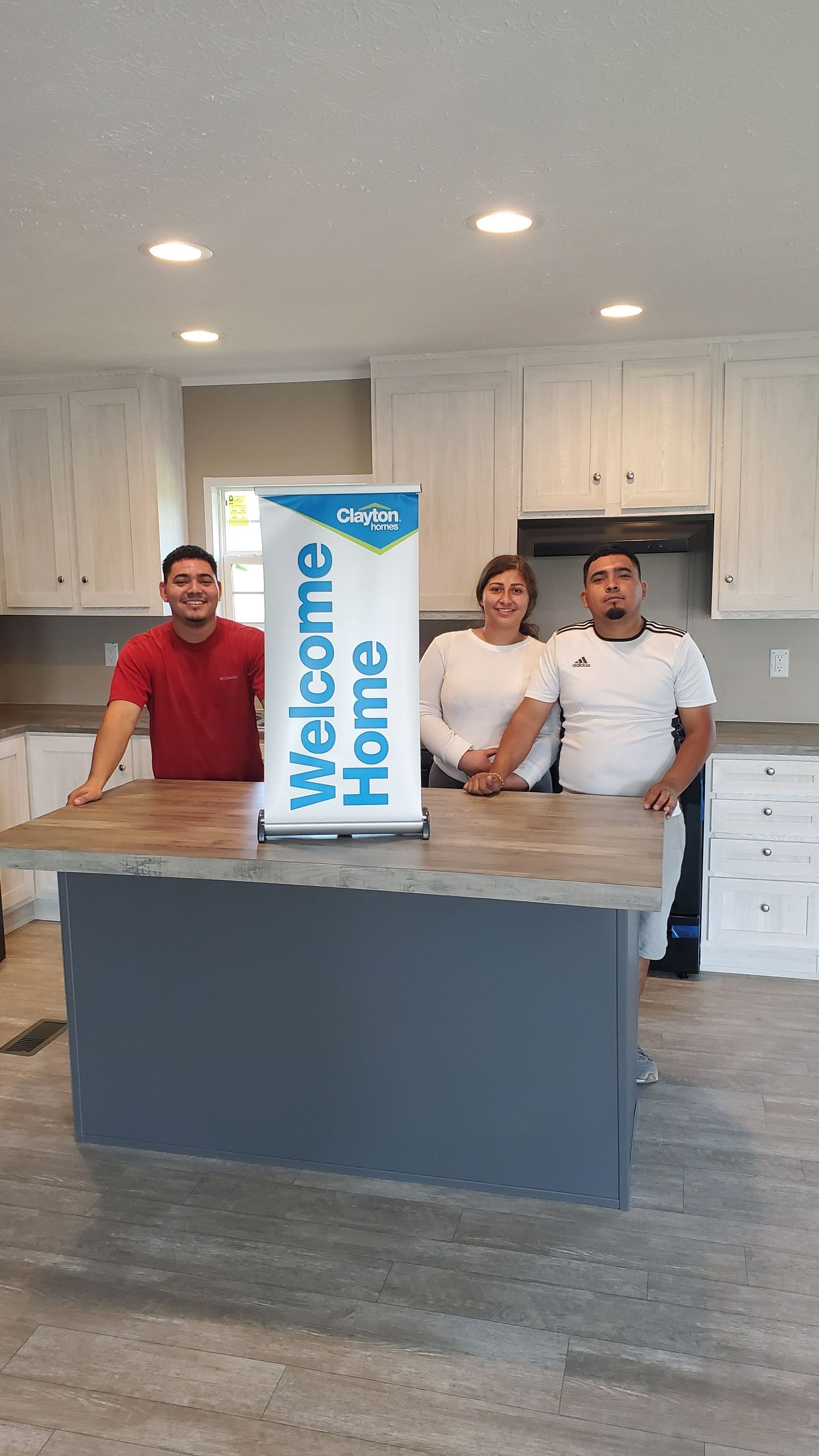 ULISES V. welcome home image
