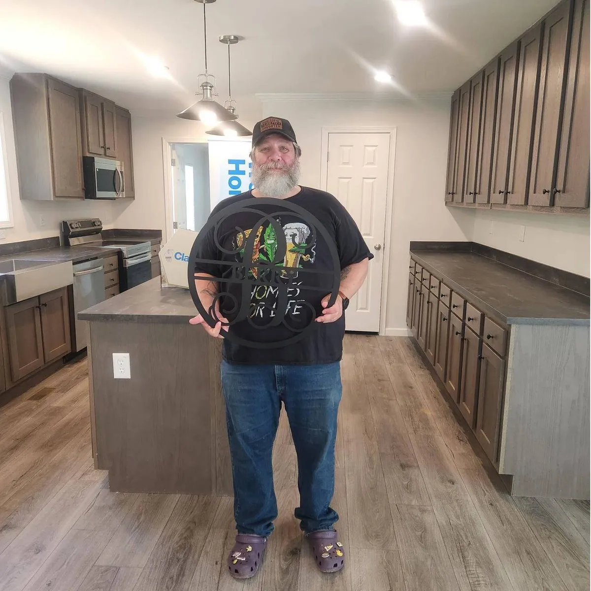 WILLIAM B. welcome home image