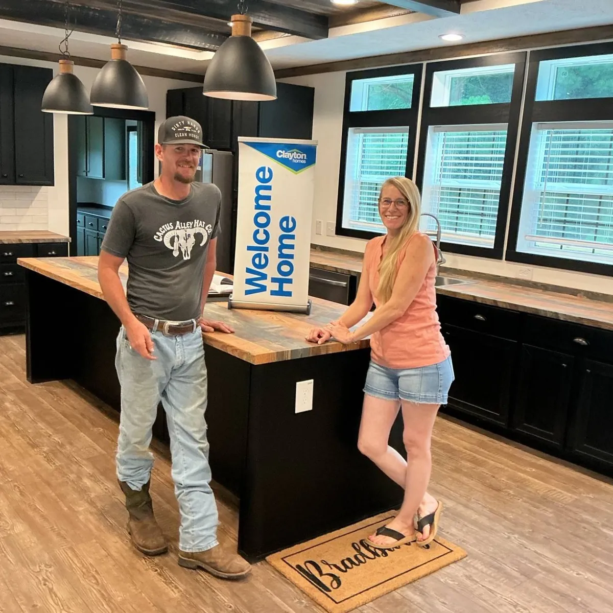 MEGAN R B. welcome home image