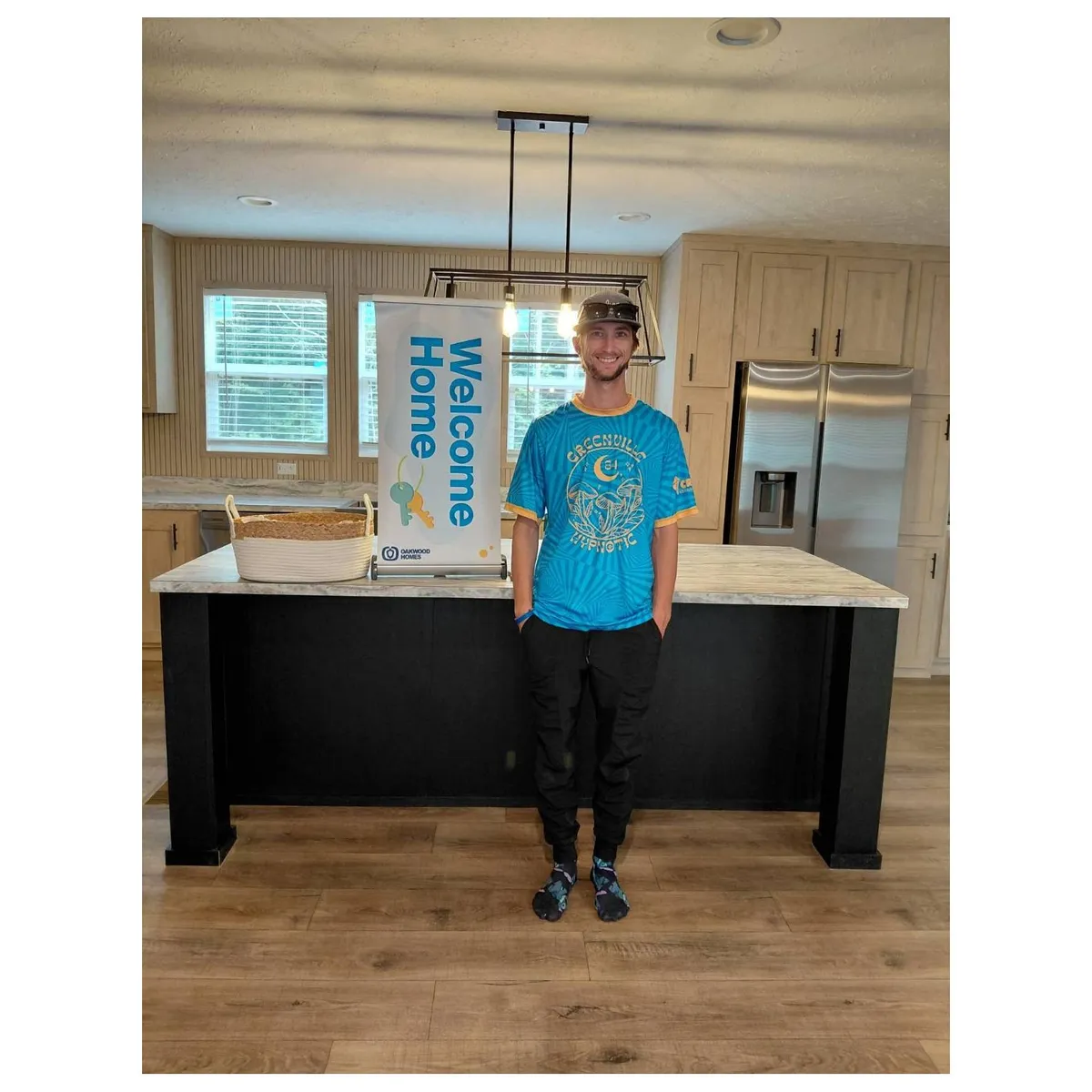SCOTT N. welcome home image
