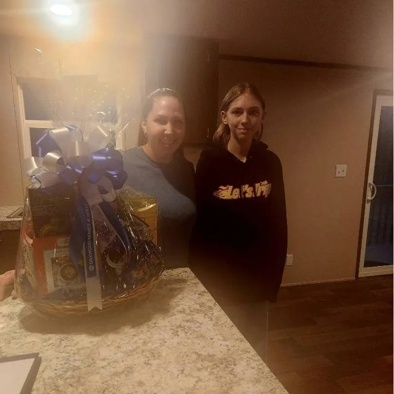 CAITLIN O. welcome home image