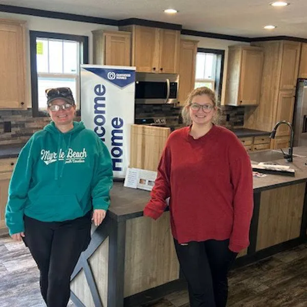 LORI H. welcome home image