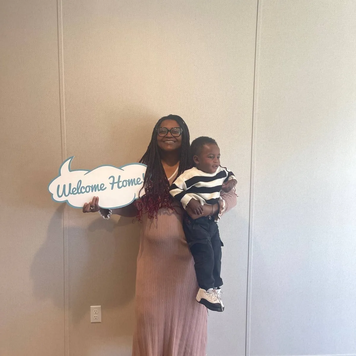 CAROLYN E. welcome home image