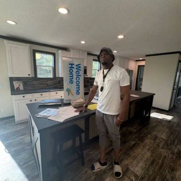 CHRISTOPHER W. welcome home image