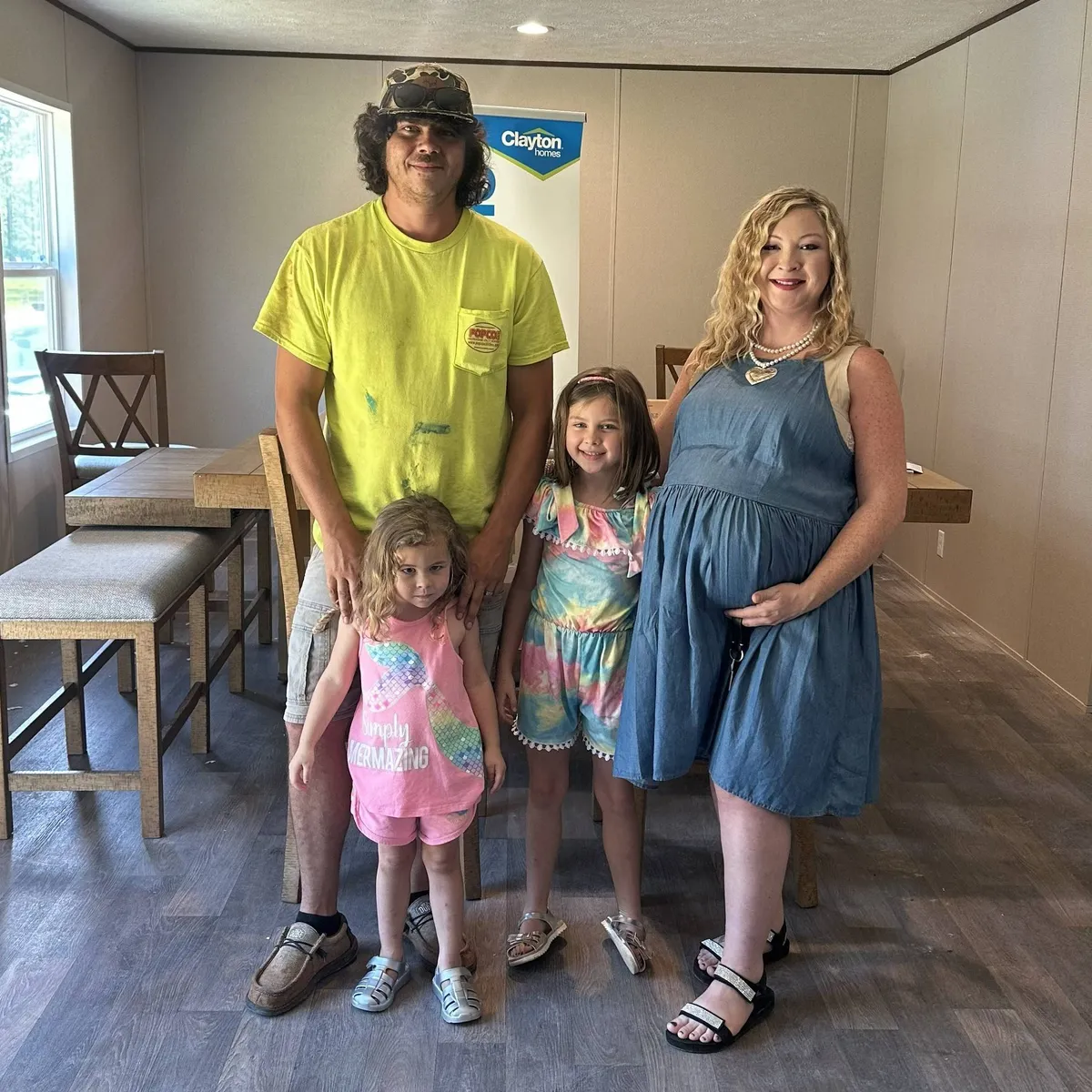 ELIZABETH M. welcome home image