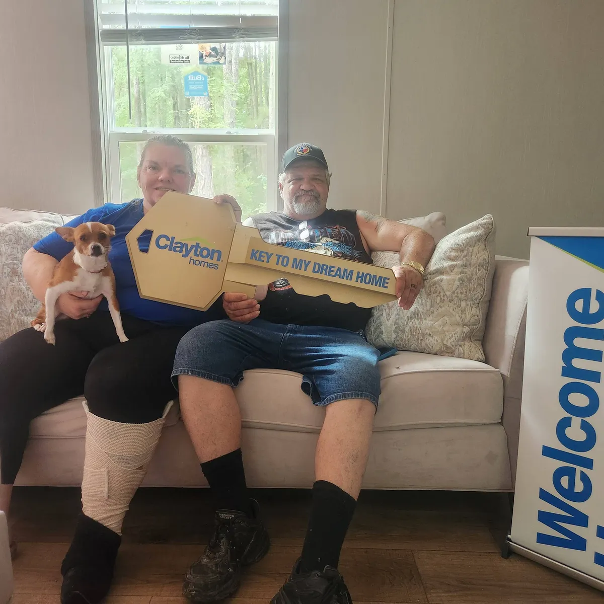 MATTHEW W. welcome home image