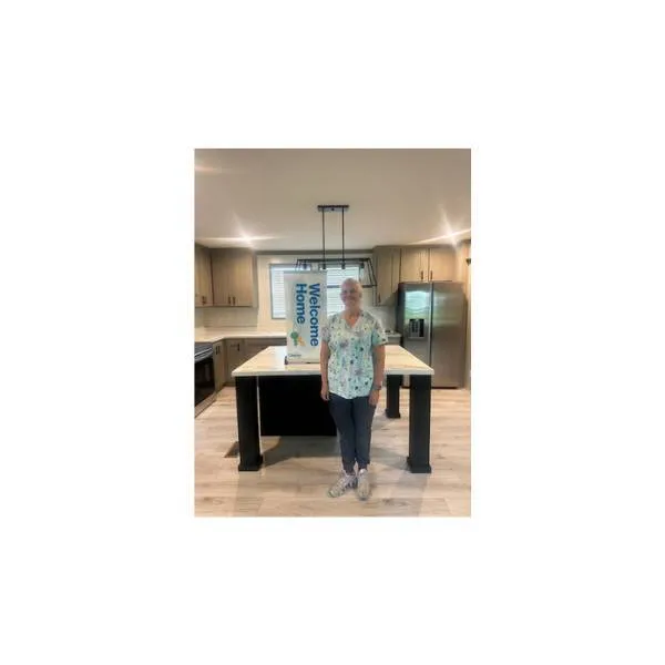 SHANNON T. welcome home image