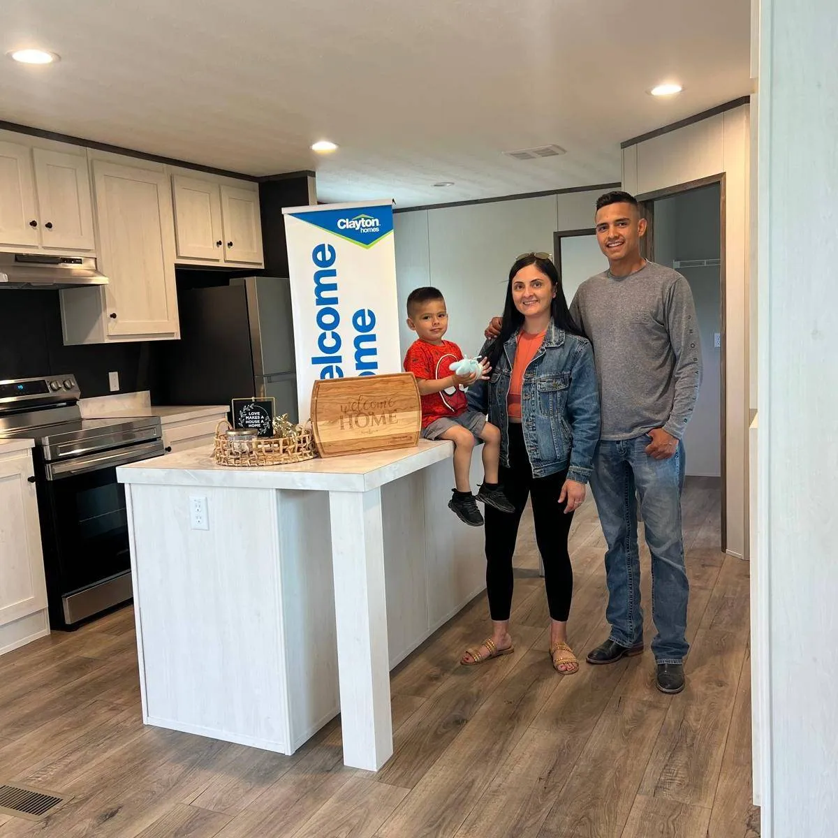 CRISTHIAN A. welcome home image