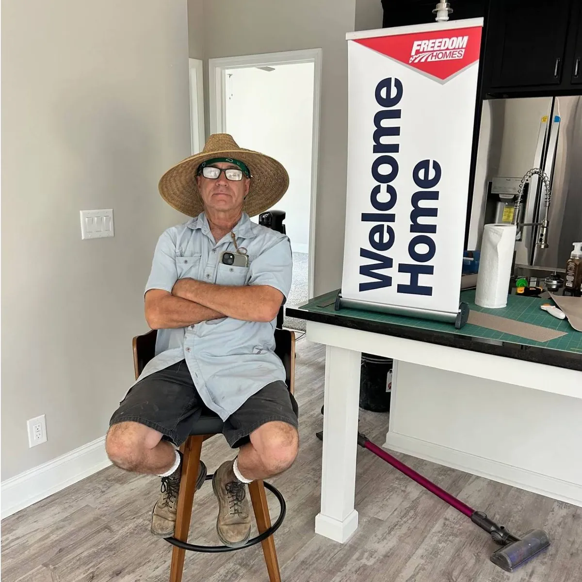 STEPHEN P. welcome home image