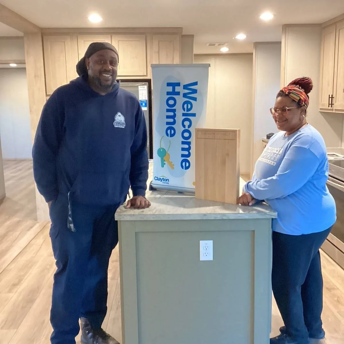 Marcella Q W. welcome home image